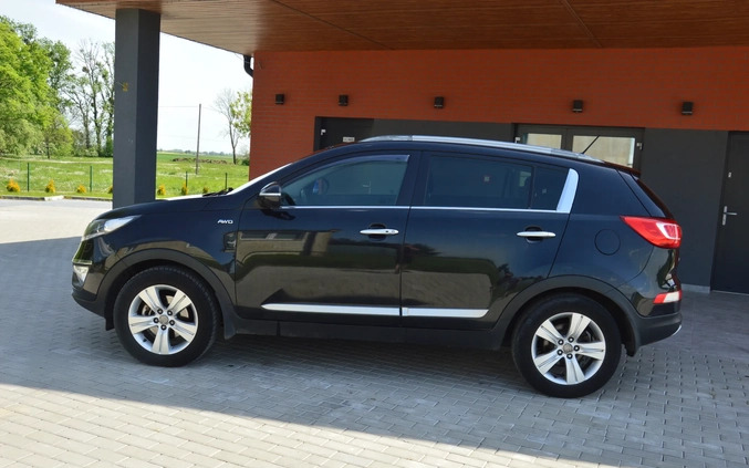 Kia Sportage cena 39900 przebieg: 221000, rok produkcji 2011 z Sobótka małe 56